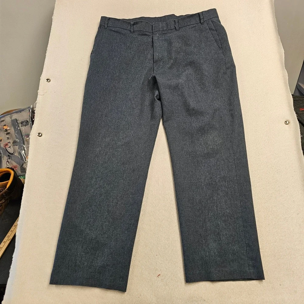 Vintage Levis Action Slacks Mens 40x29 Gray Polyester Straight Leg Dress Pants